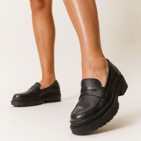 Portland Leather Patina ZOE CHUNKY LOAFER Black Size 9 EU 39 - Picture 16 of 16